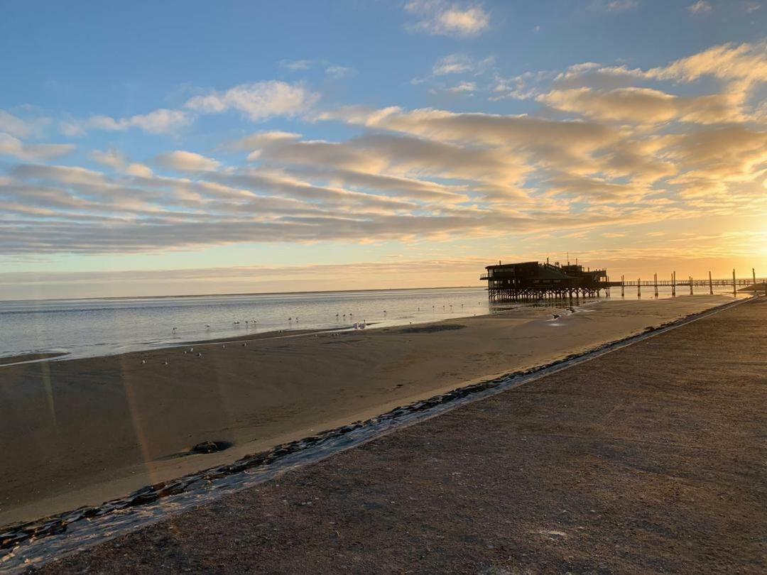 Lagoon View Self Catering Apartment Walvis Bay Exterior photo